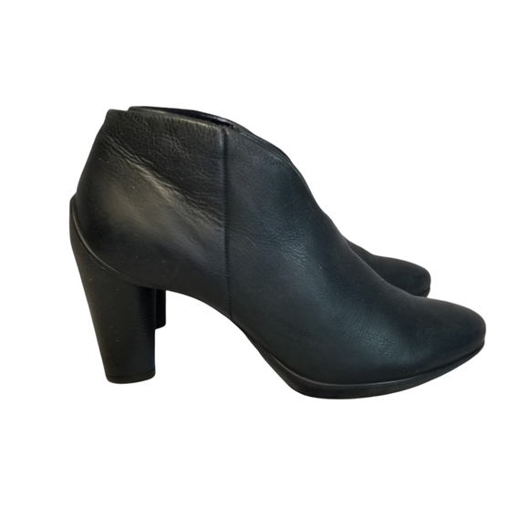 Ecco sculpted heel black ankle boots - Picture 1 of 14